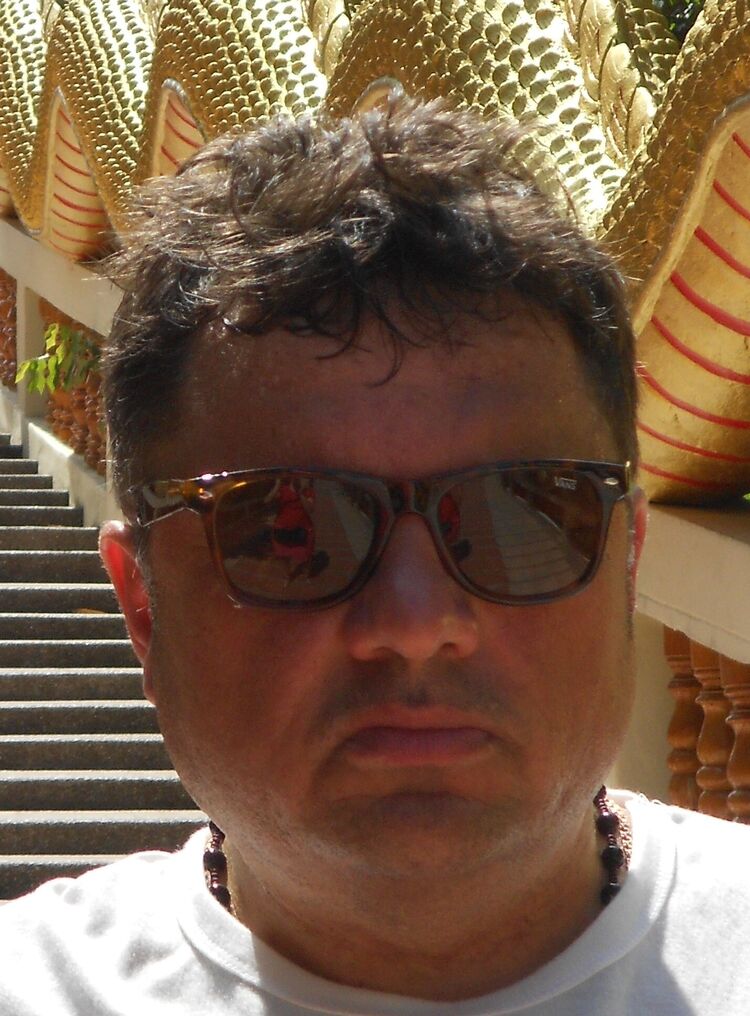  44240340  Aleksandr, 54 ,    