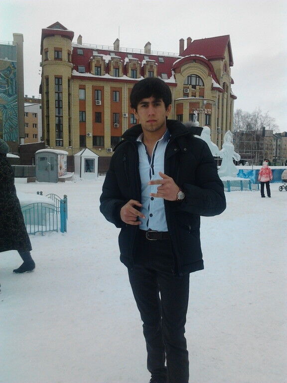  5914860  Max, 32 ,    