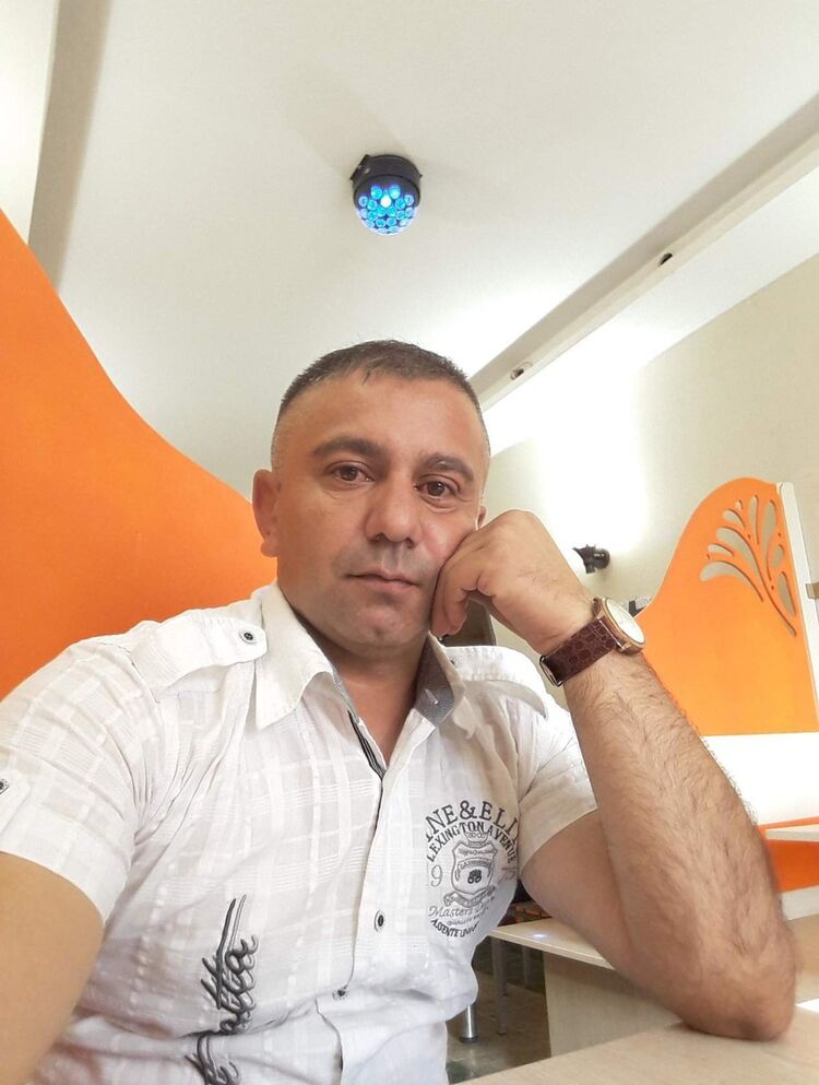  ,   Axmed, 40 ,     , c 