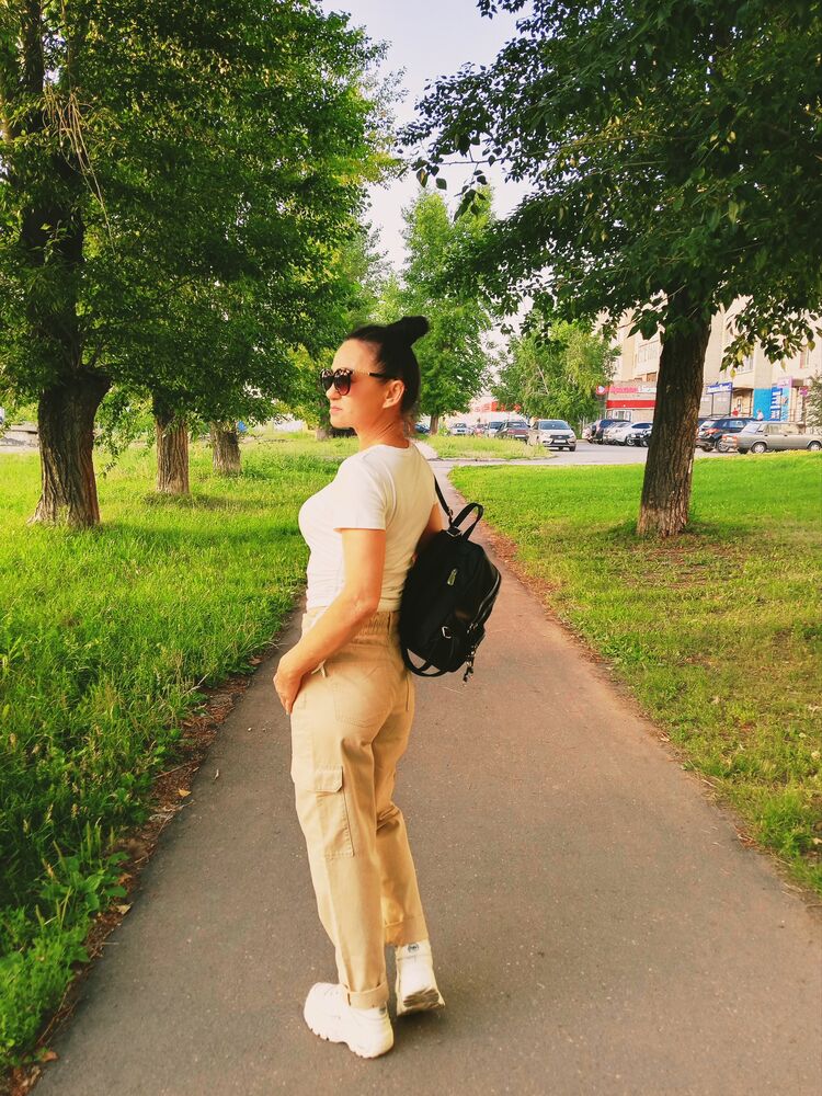  44436320  Olenka, 44 ,    