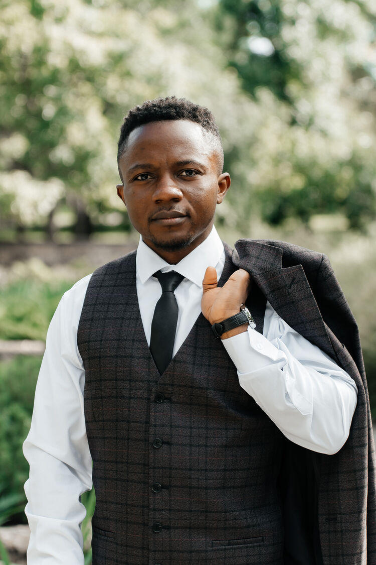  53255590  David, 31 ,    