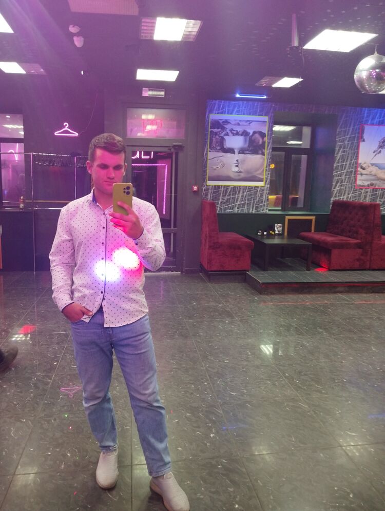  46384990  , 24 ,    