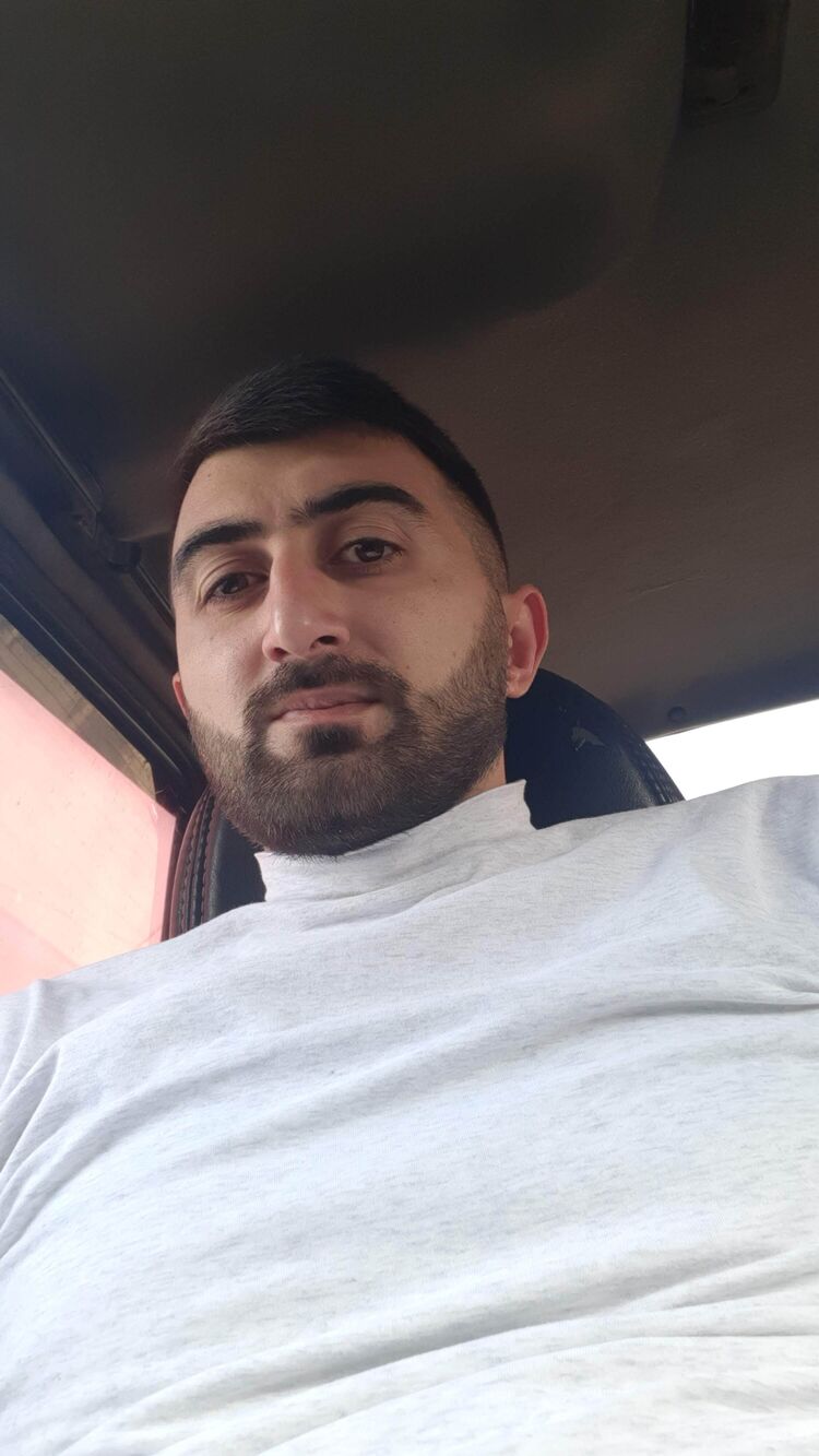  45323590  , 27 ,    