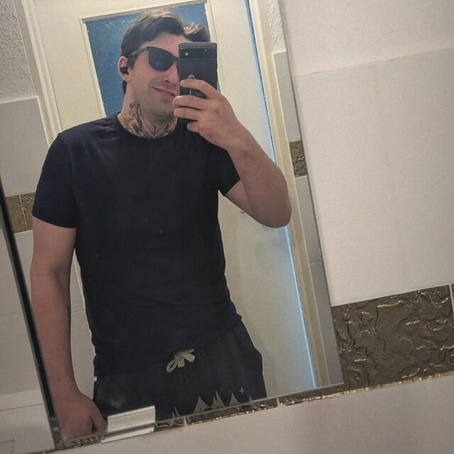  ,   Winston, 24 ,   ,   