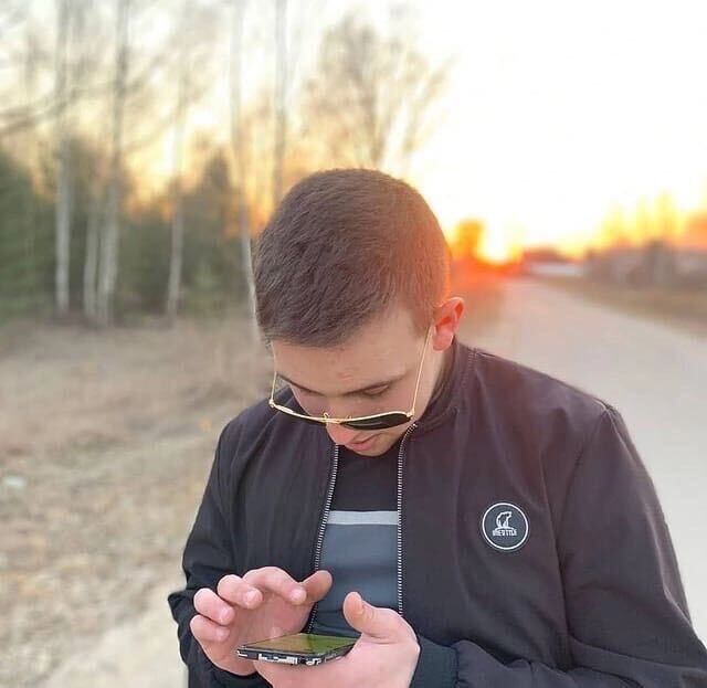  ,   Nikita, 22 ,   ,   
