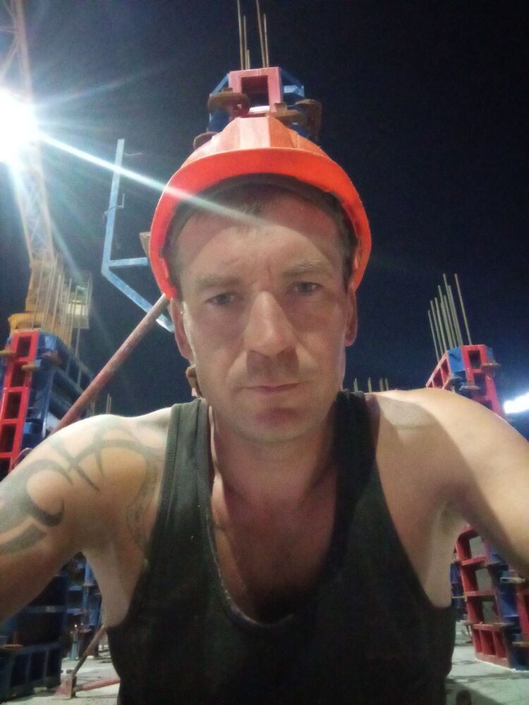  46608830  , 36 ,    