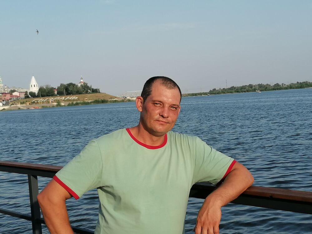 46641620  Aleksei, 34 ,    