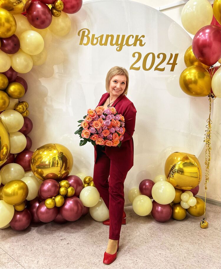  52642790  , 51 ,    -