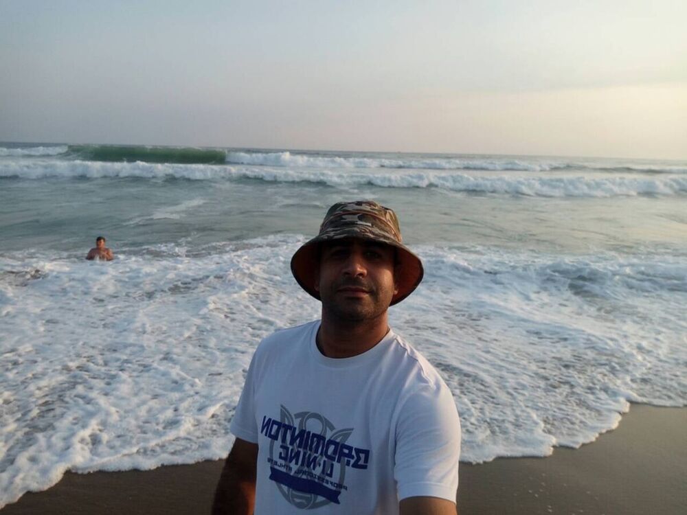  Algiers,   Karim, 45 ,   ,   , c 