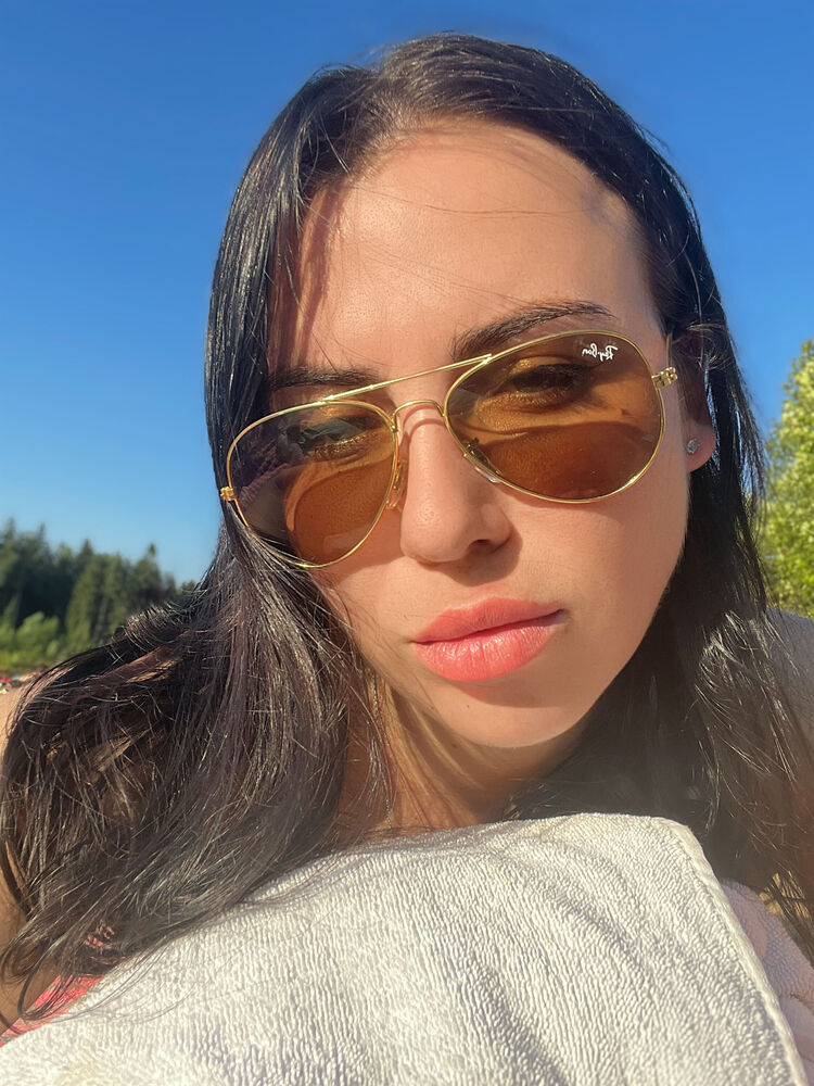  -,   Maria, 28 ,   ,   