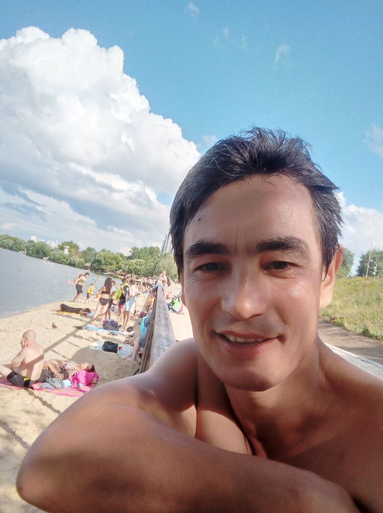  45566930  Aziz, 40 ,    
