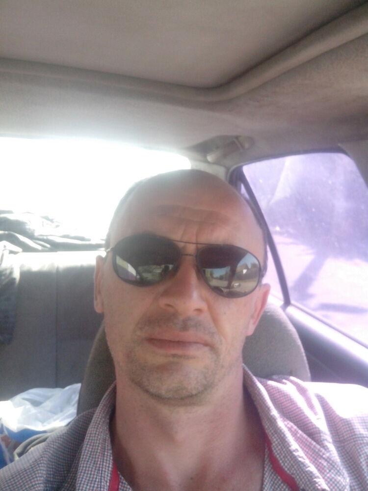  ,   Lev, 49 ,   