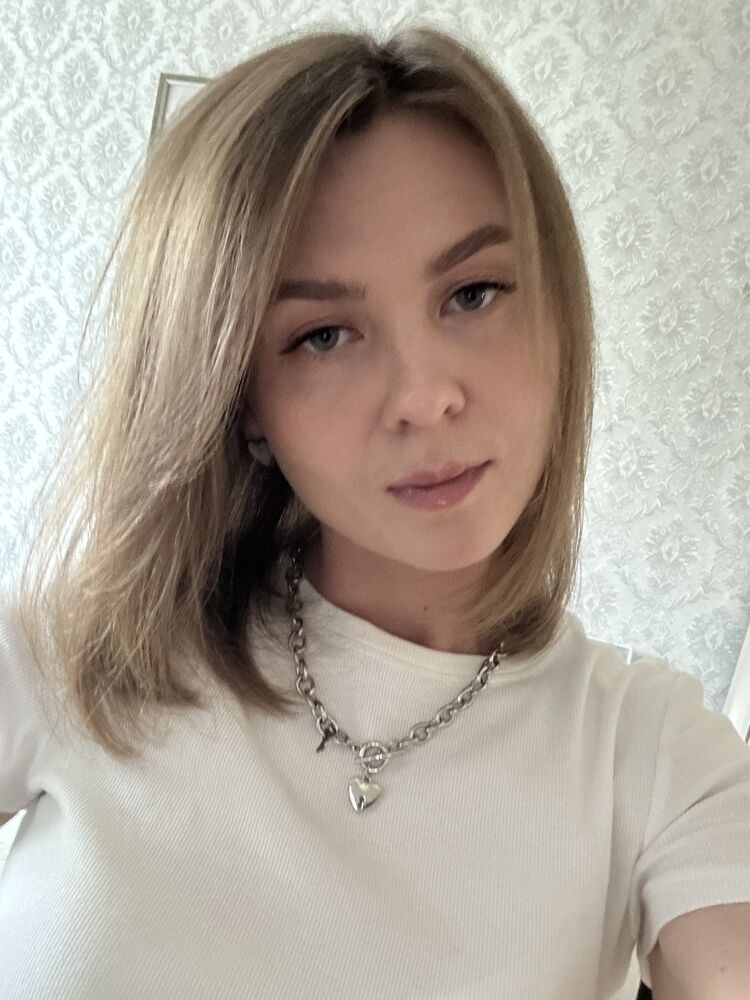 48773930  , 31 ,    
