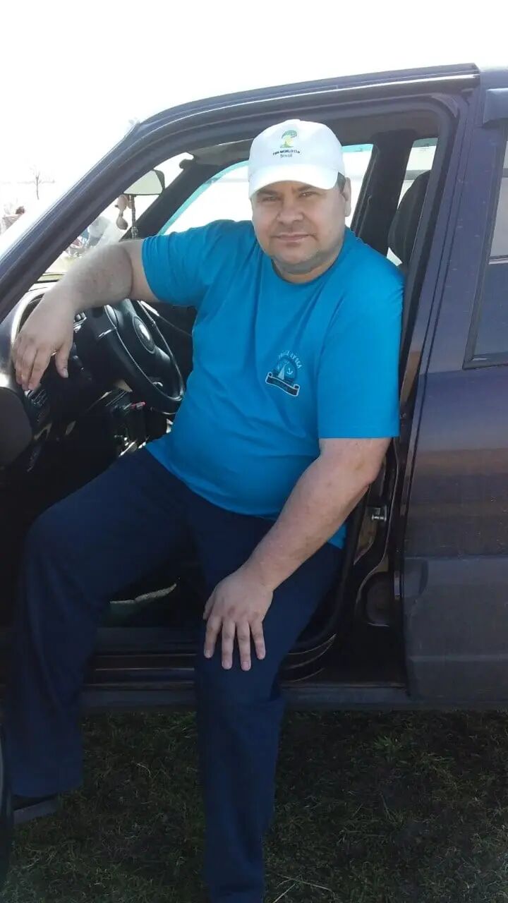 ,   Andrei, 53 ,     , c 