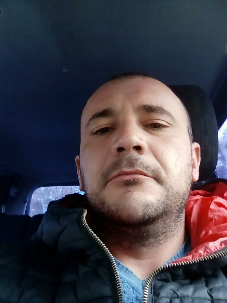  10482270  Iliya, 42 ,    Frankfurt Am Main