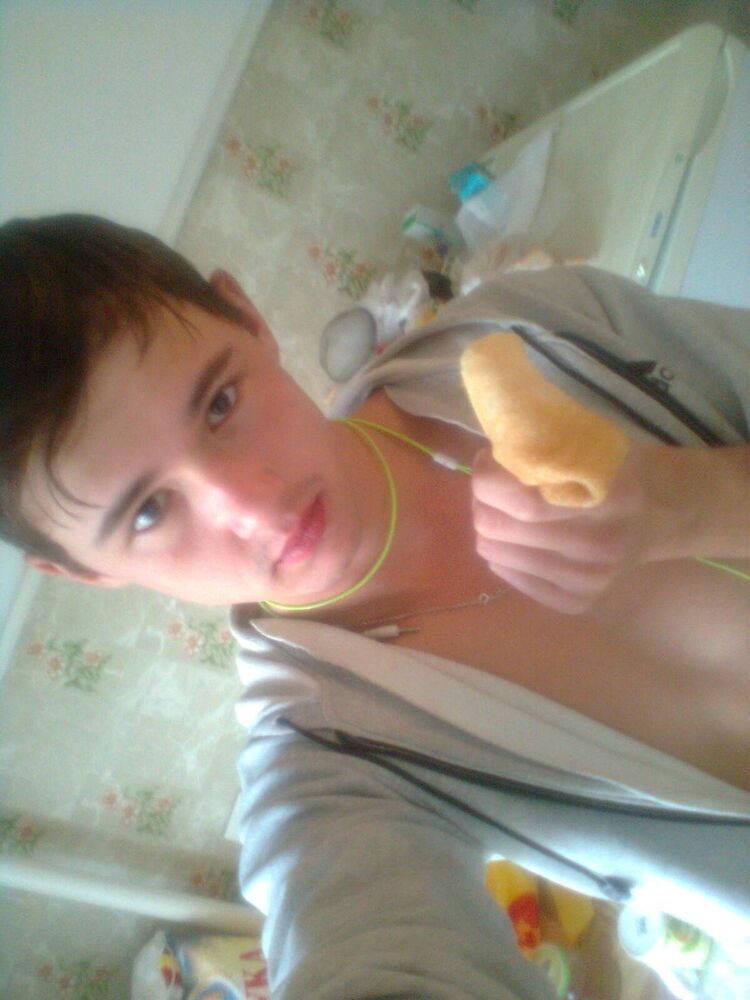  5704710  Ilya10, 29 ,    