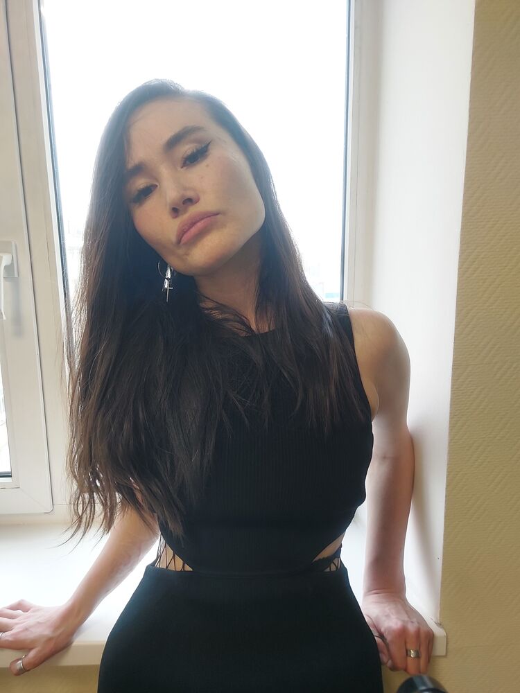  ,   Sandra, 27 ,   ,   