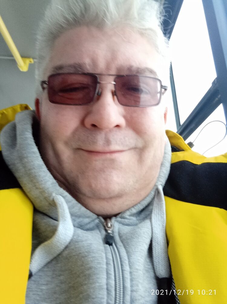  24662330  , 53 ,    
