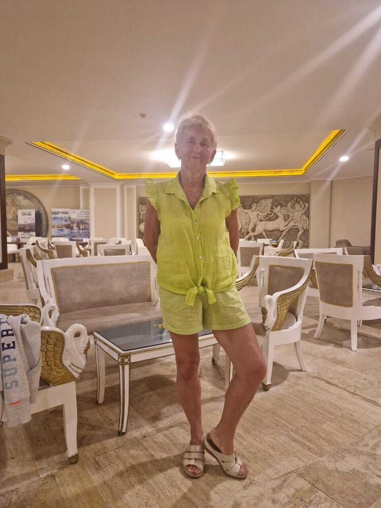  ,   Roza, 66 ,   ,   , c , 