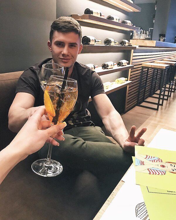  ,   , 27 ,   ,   