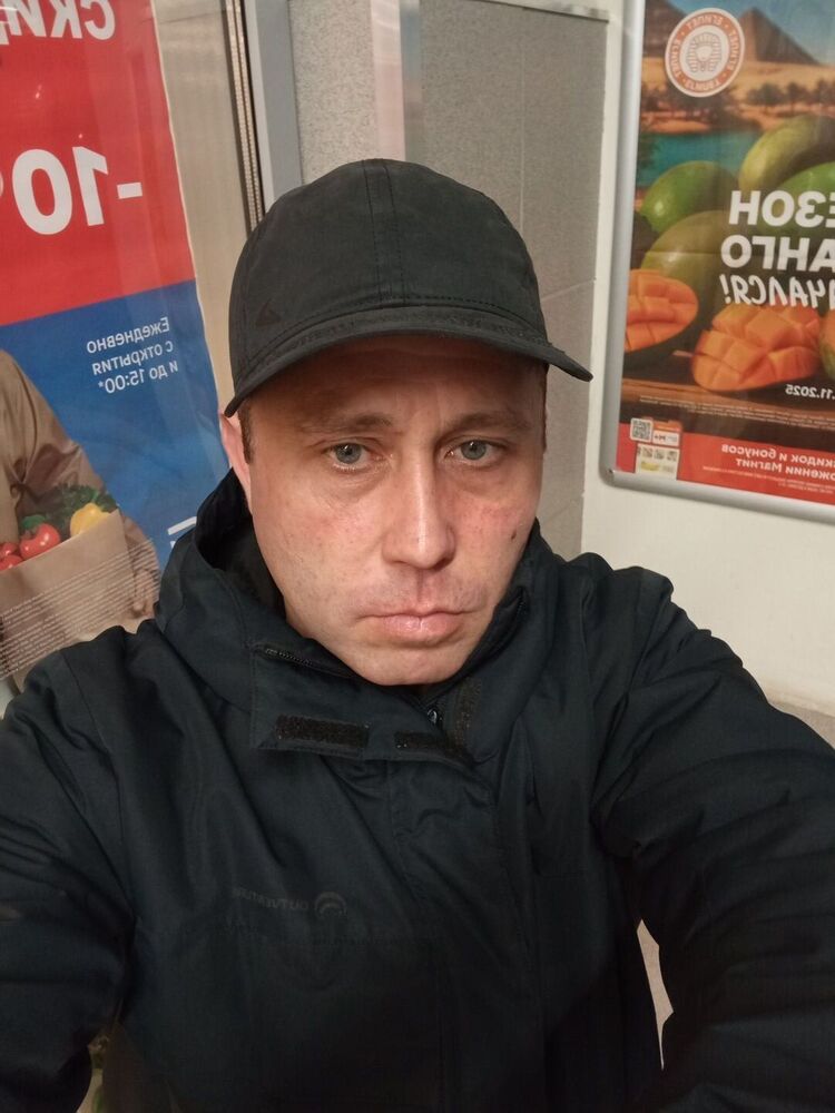 ���� 54967640 ������� ˸��, 41 ���, ���� ���������� � �����