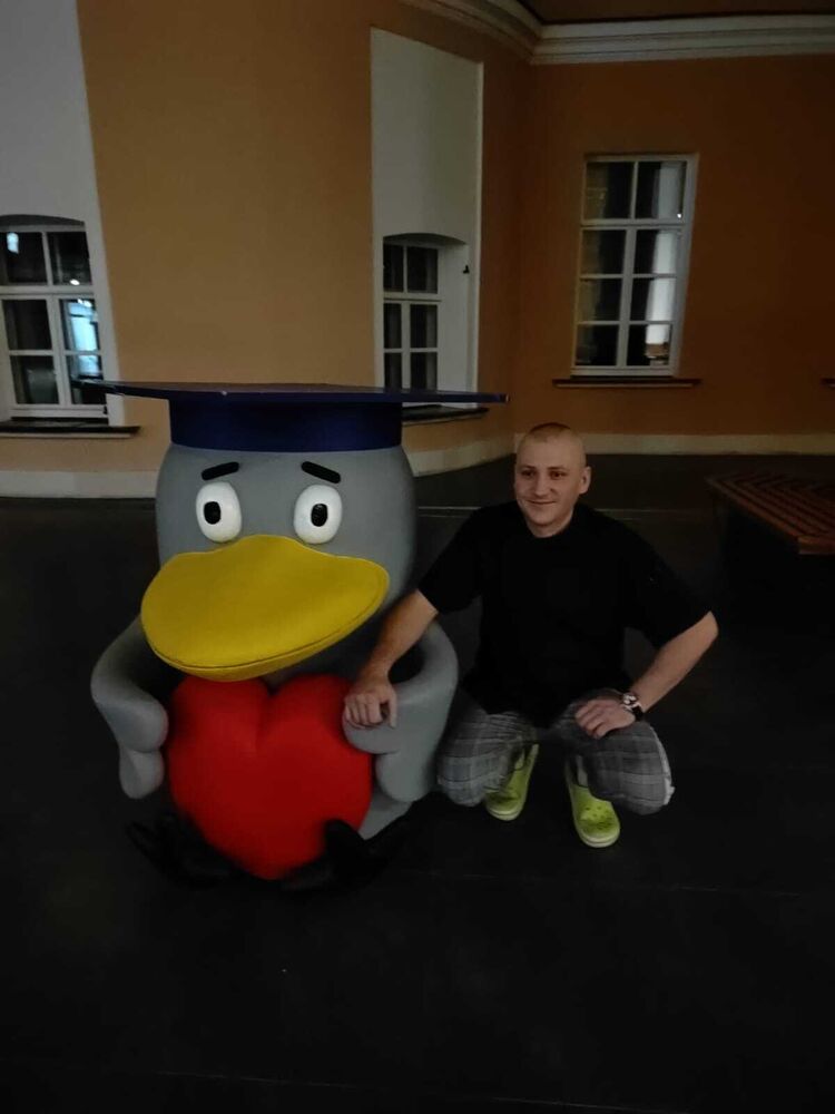  42178290  , 39 ,    
