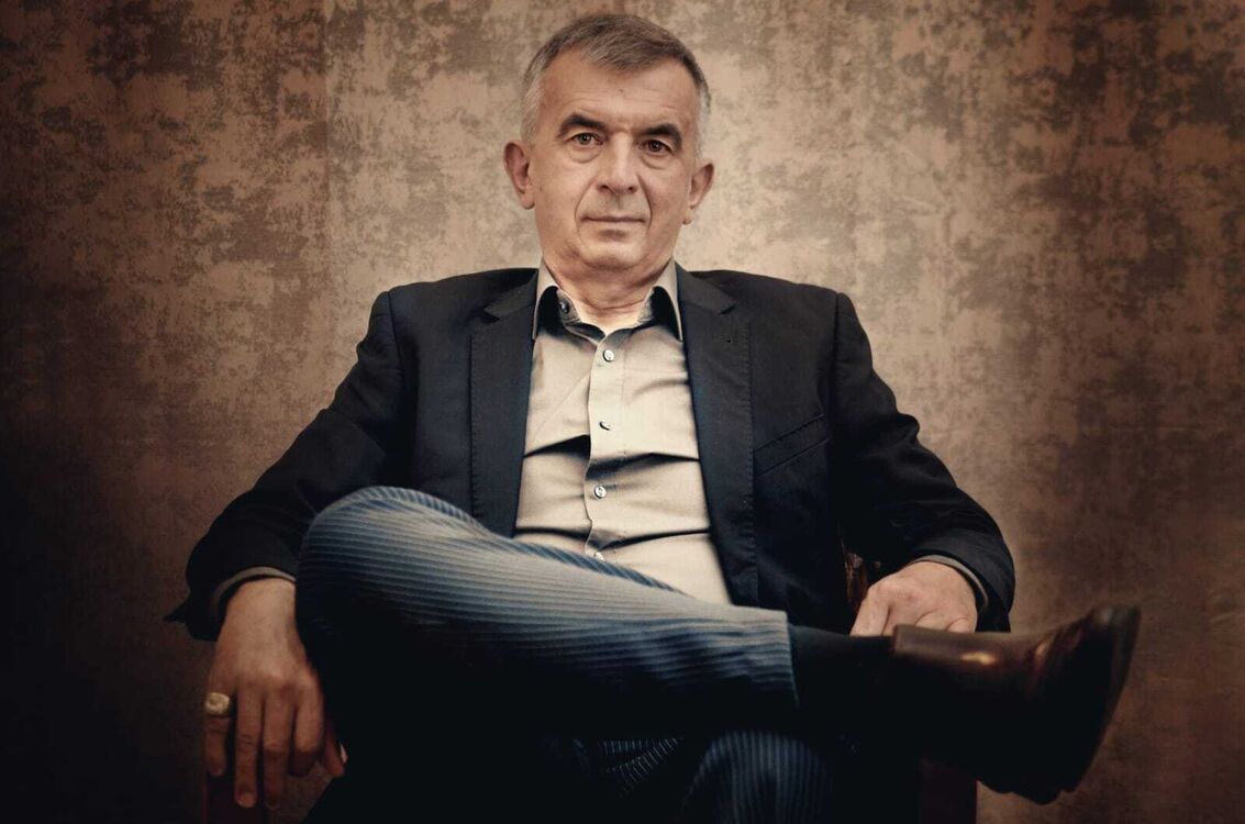 41810540  Pavel, 58 ,    