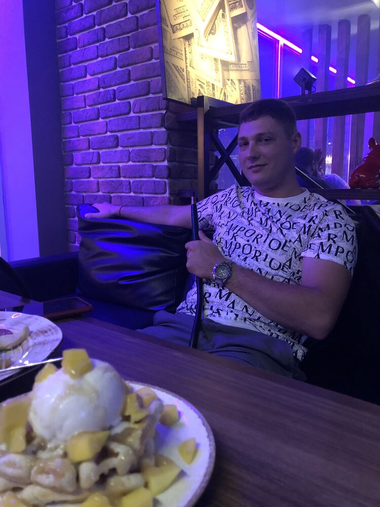  27492930  Qwer, 28 ,    