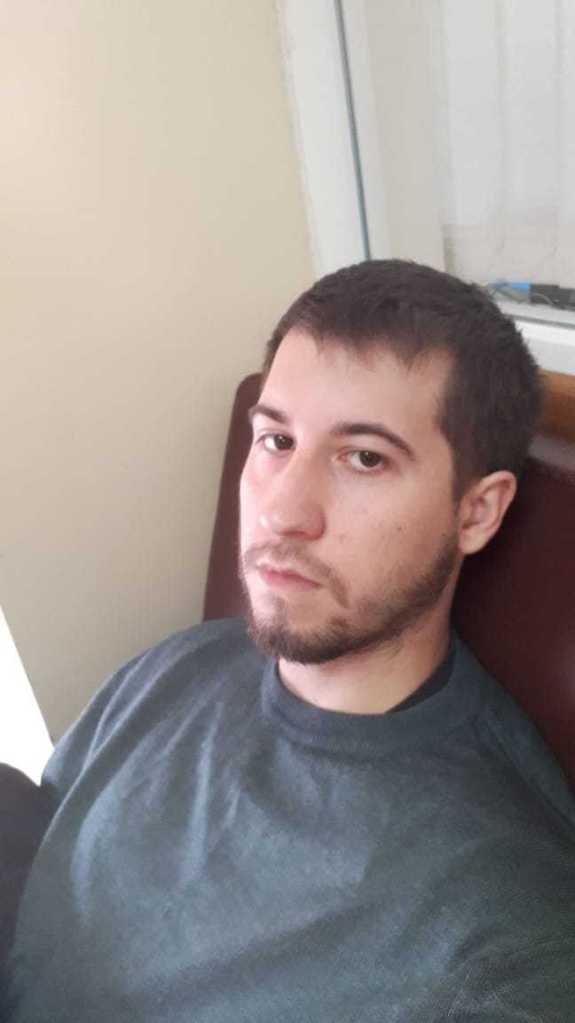  ,   Alex, 32 ,   ,   , c , 