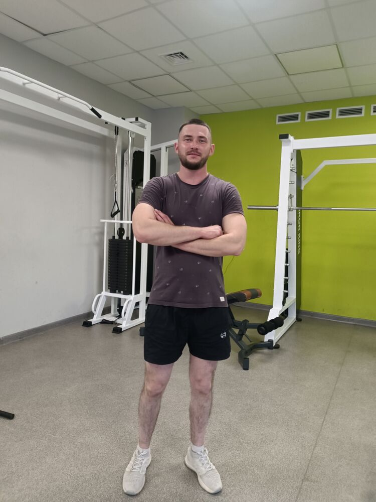  ,   Ruslan, 31 ,   ,   , c 