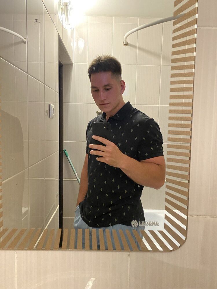  43973290  , 27 ,    