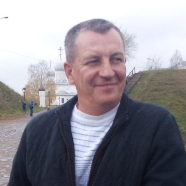  25590780  Igor, 52 ,    