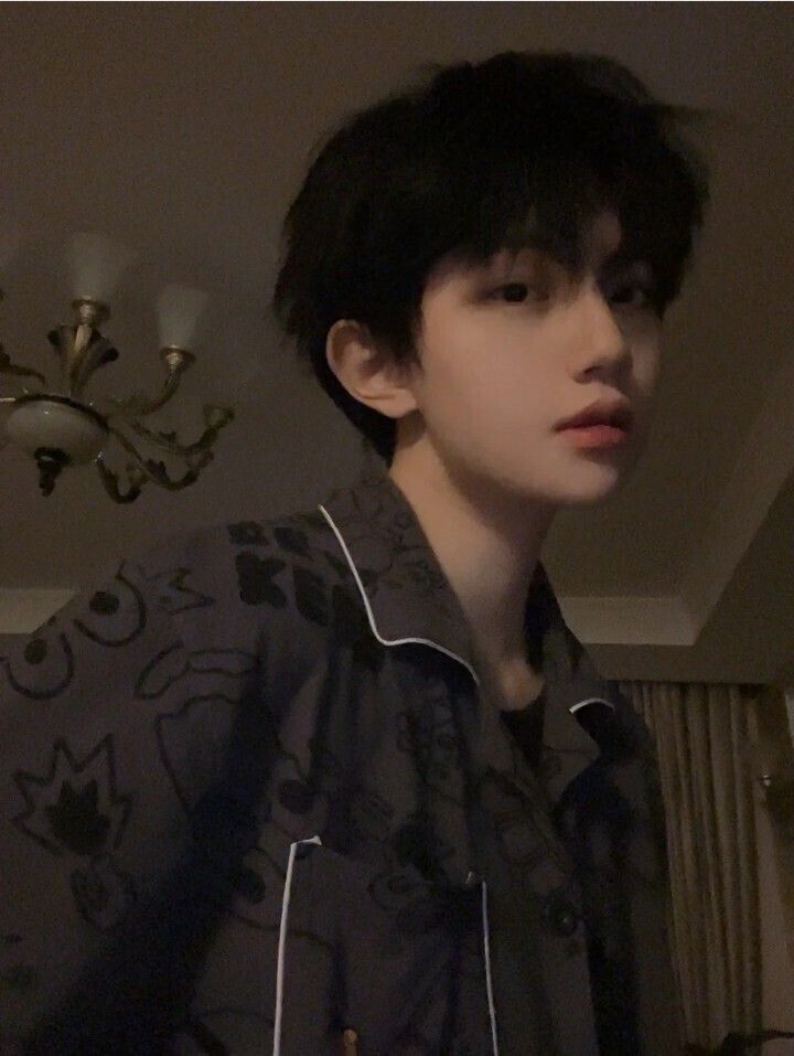  29719290  Younghun, 21 ,    Ch'ongju