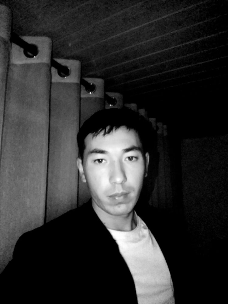  ,   Danaker, 32 ,   ,   , c 