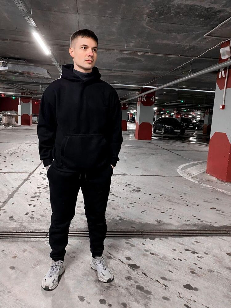  ,   Vlad, 25 ,   , 
