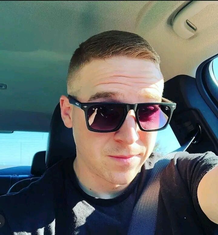  ,   Jordan Ward, 48 ,   ,   