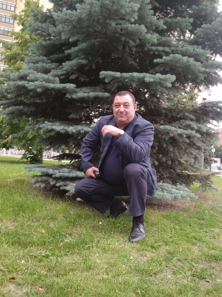  27655540  Edmon, 53 ,    