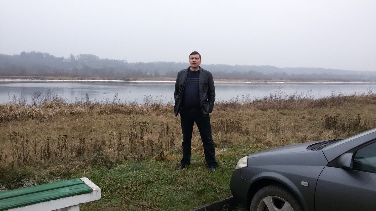  ,   Donatas, 48 ,   ,   , c 
