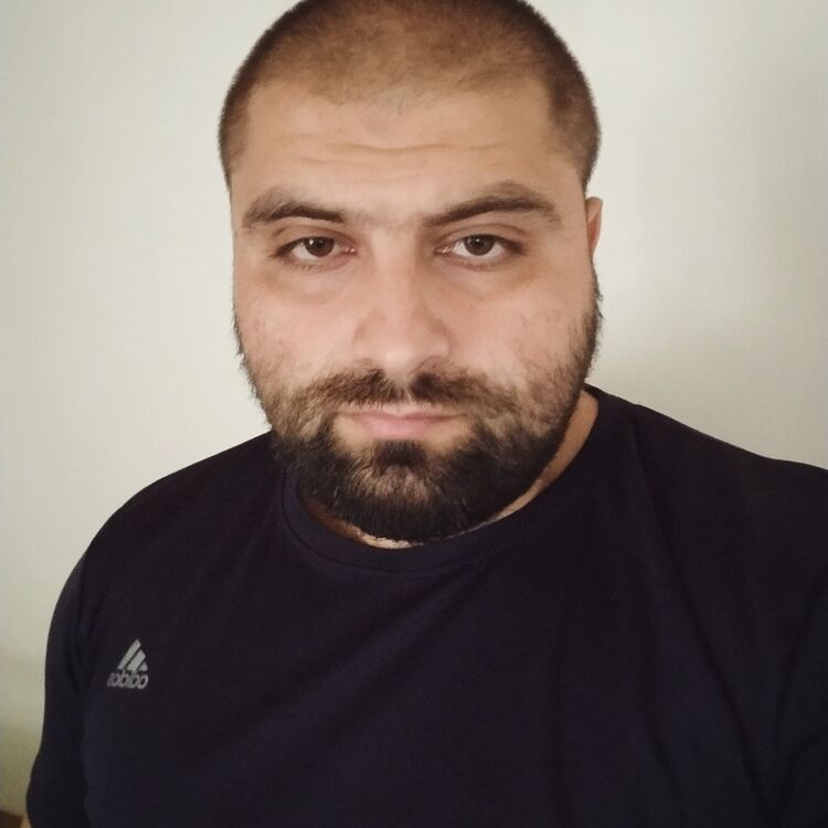  ,   Lasha, 32 ,   ,   , c 