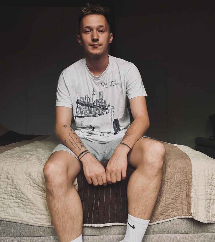  ,   , 34 ,   c 