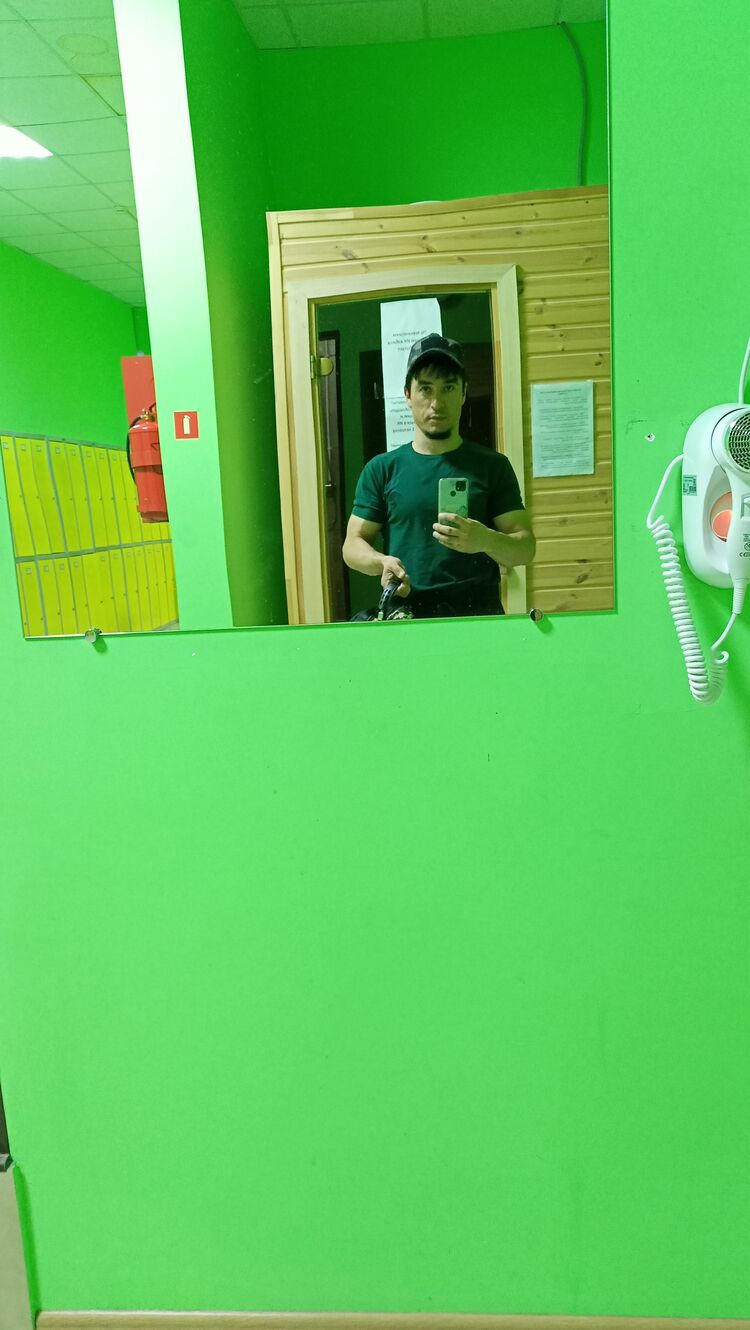  27925870  Bakha, 37 ,    