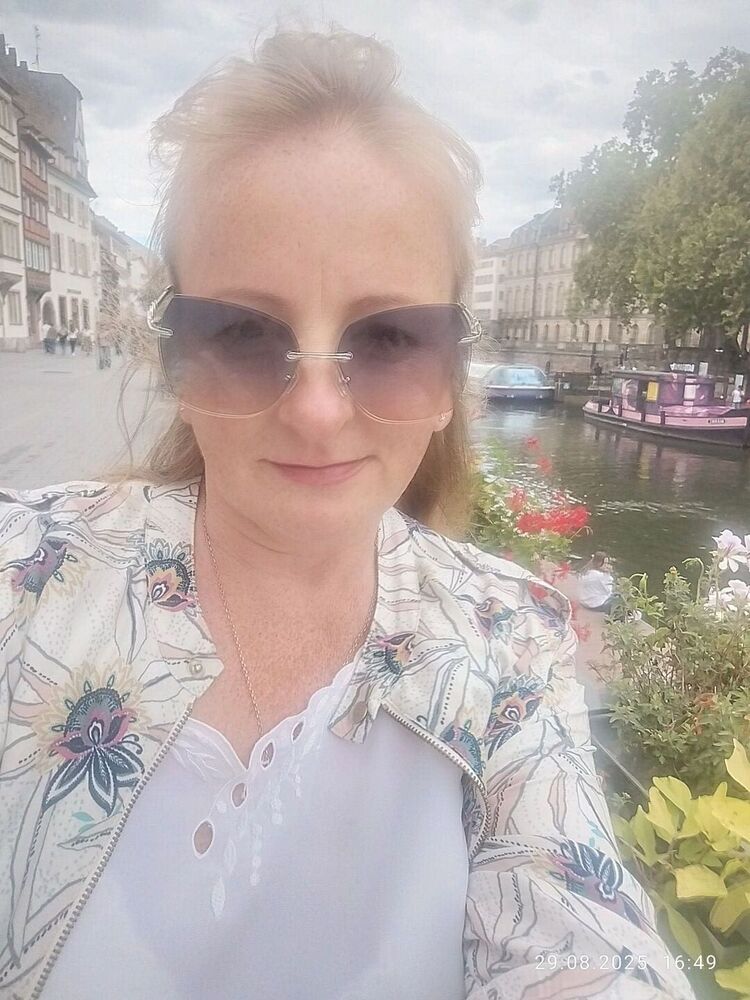  53738240  Svetlana, 46 ,    Algolsheim