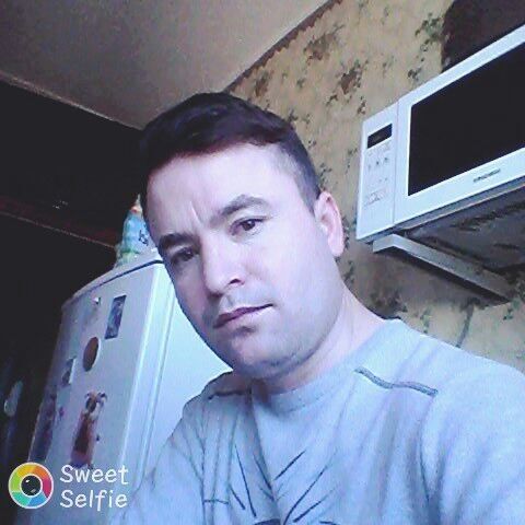  ,   Ali, 39 ,  