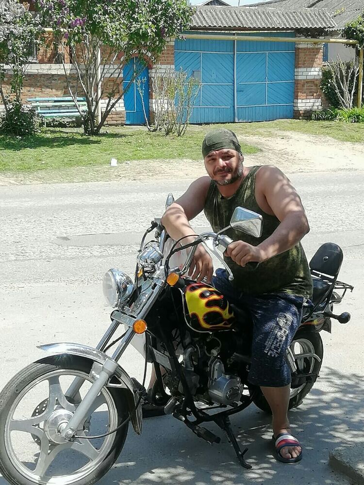  32600430  , 49 ,    
