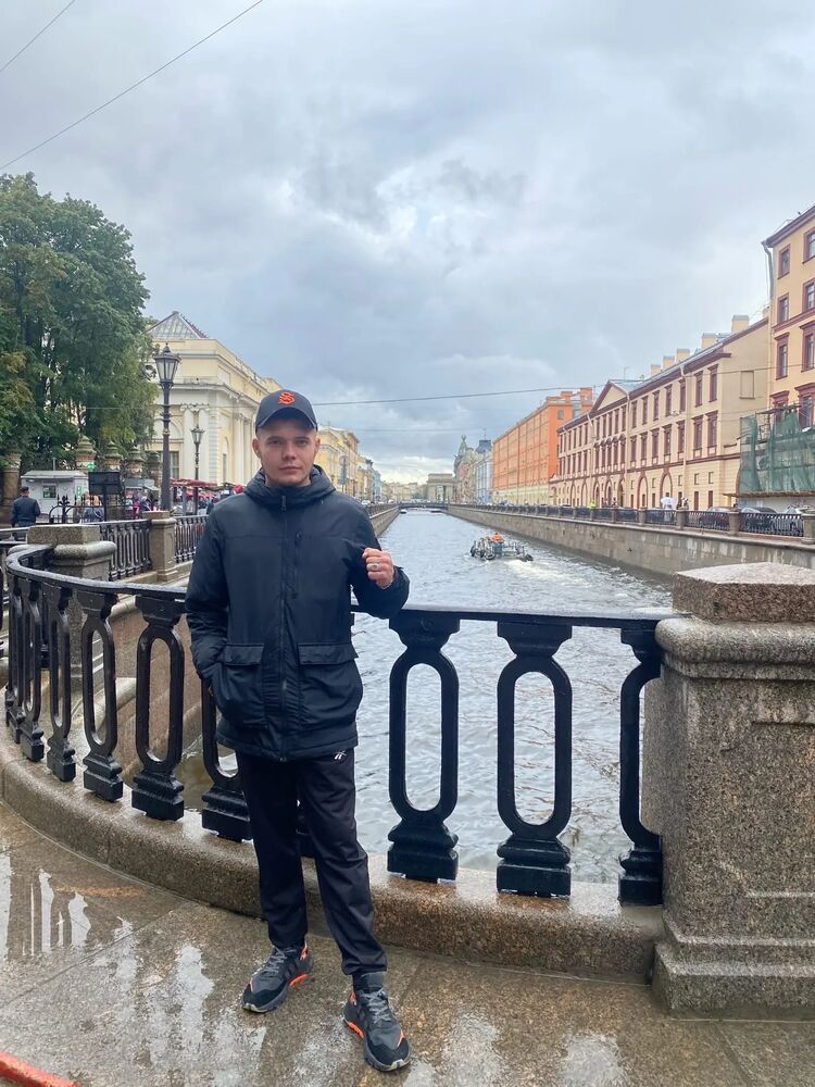  35796130  , 25 ,    -