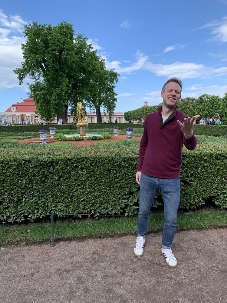  37261660  , 31 ,    -