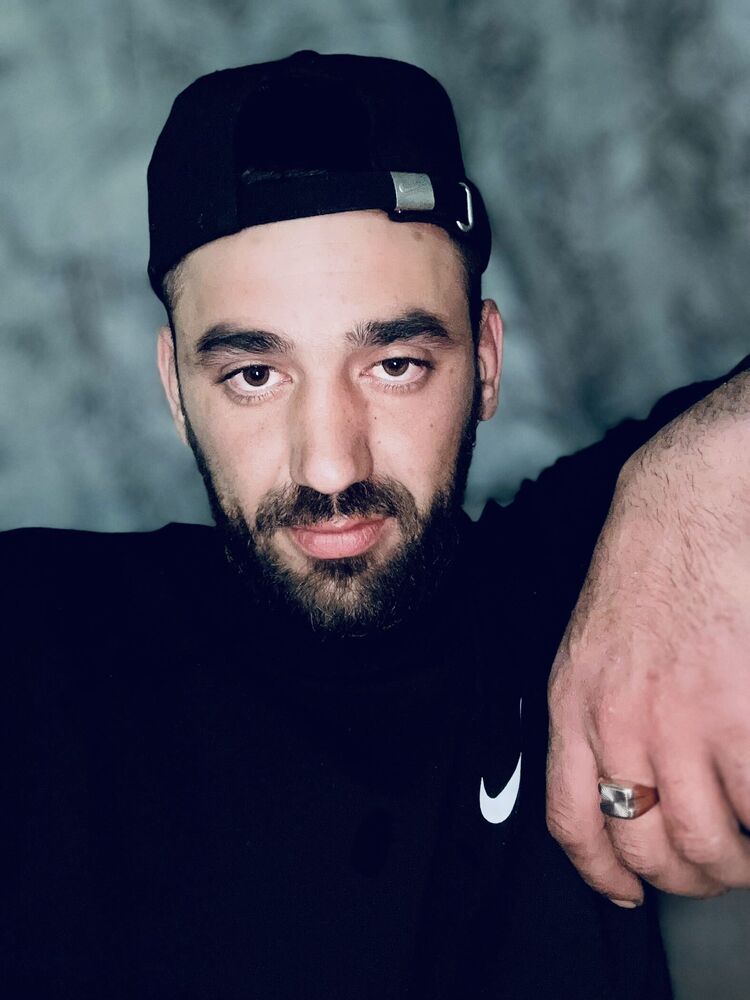  ,   Ivo, 31 ,   ,   
