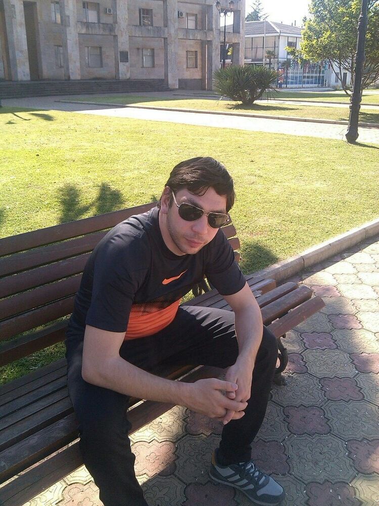  6490450  Temo, 33 ,    -