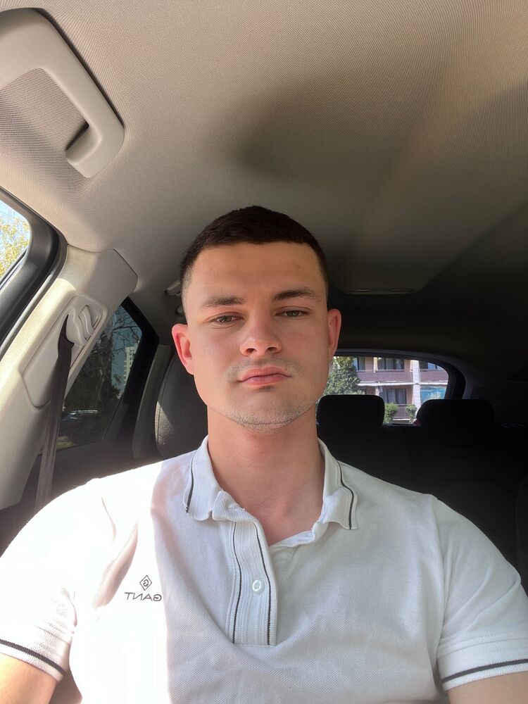  53409610  David, 27 ,    