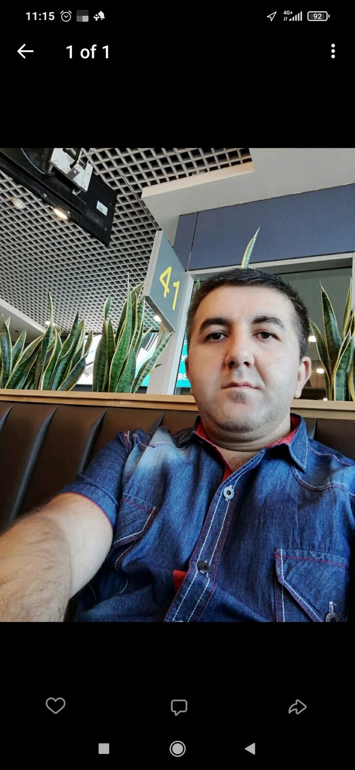  ,   Alek, 40 ,   ,   